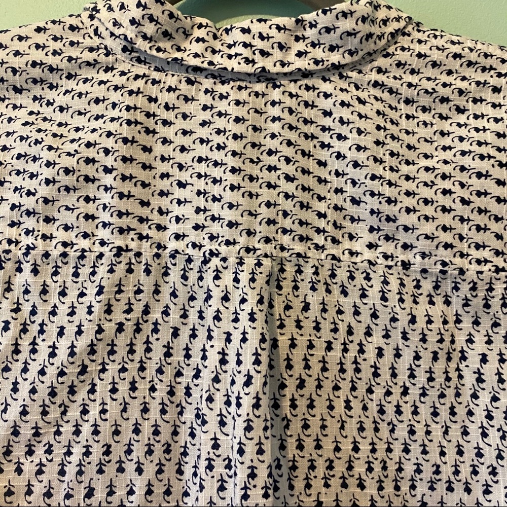 Dalia Button-up Top - Picture 5 of 5